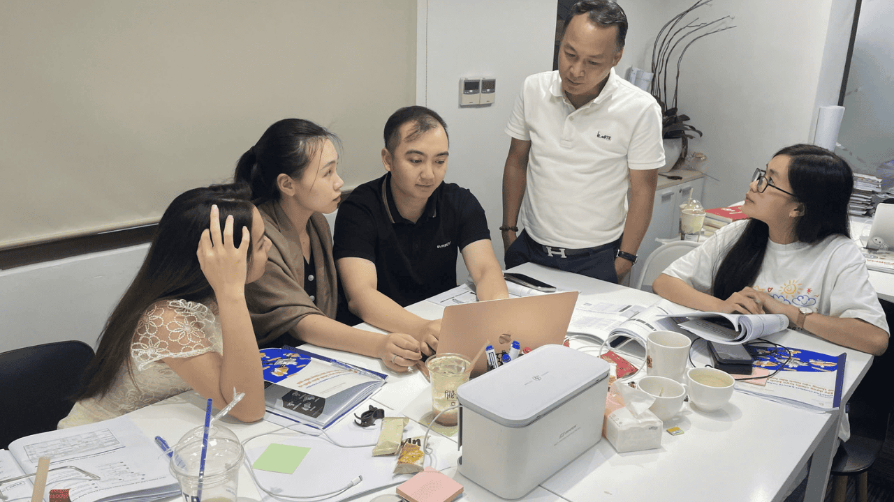 Ảnh lớp học CASK